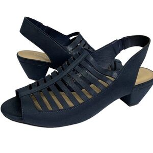 Sugarfoot New Navy Cut Out Open Toe Slingback 2” heeled Career Sandals Size 8.5